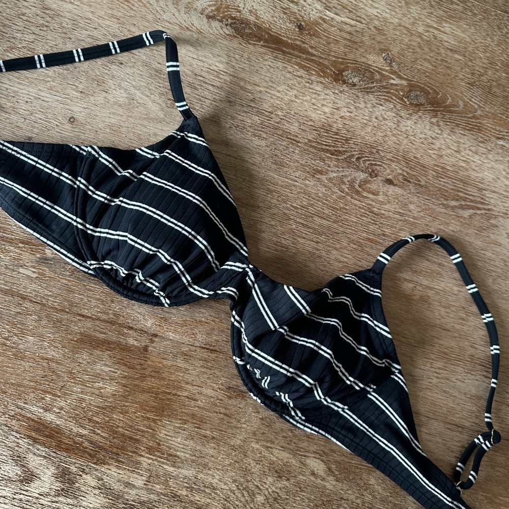 Shade & Shore Black Bikini Top with White Accents